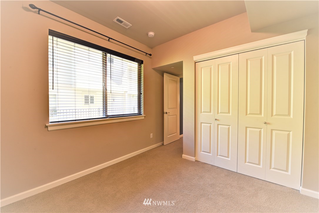 19504 93rd Place Northeast Bothell, WA 98011 - Photo 18 of 21 Gallery Image 18