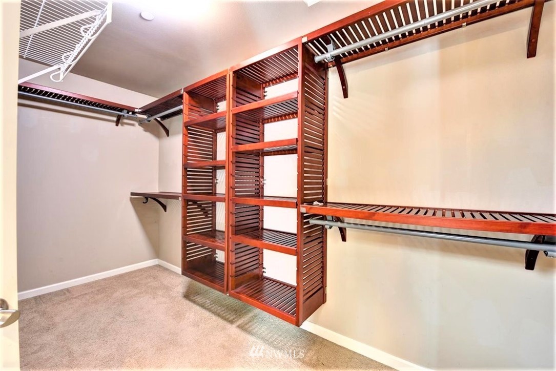 19504 93rd Place Northeast Bothell, WA 98011 - Photo 10 of 21 Gallery Image 10