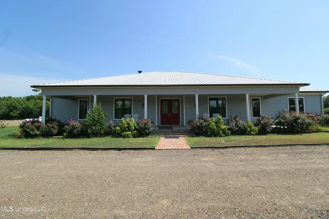 $530,000 | 374 Fox Road, Shaw, MS 38773