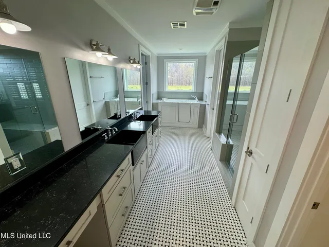 $530,000 | 374 Fox Road, Shaw, MS 38773