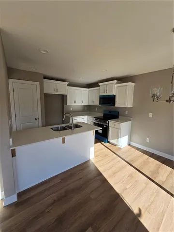 $299,950 | 511 West Smith Street, Spring Hill, KS 66083