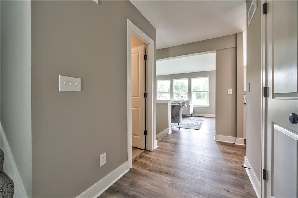 511 West Smith Street Spring Hill, KS 66083 - Photo 5 of 26