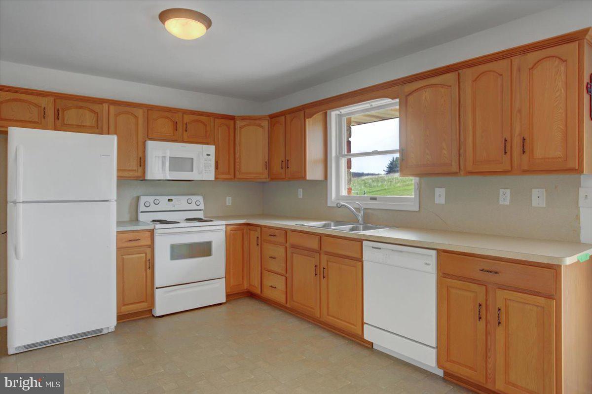 17515 Harbaugh Valley Road Sabillasville, MD 21780 - Photo 17 of 55 Gallery Image 17