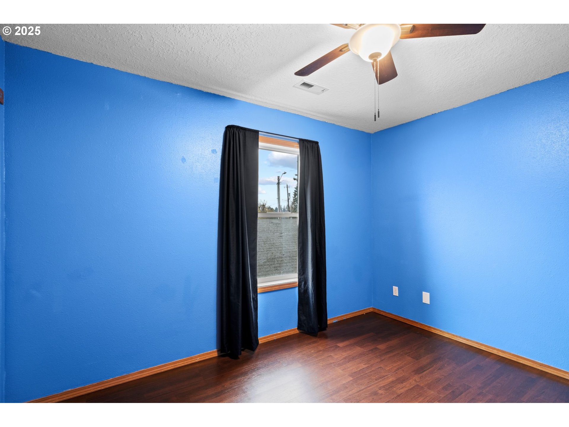 14134 East Burnside Street, Unit 2 Portland, OR 97233 - Photo 29 of 37 a view of an empty room