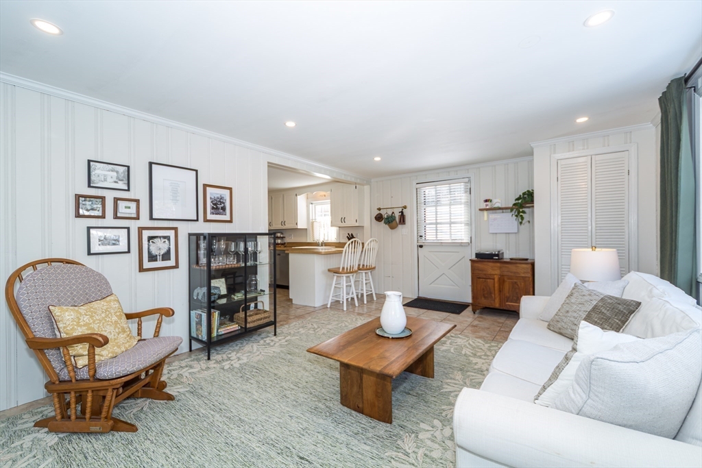 10 Oak Street Natick, MA 01760 - Photo 13 of 28