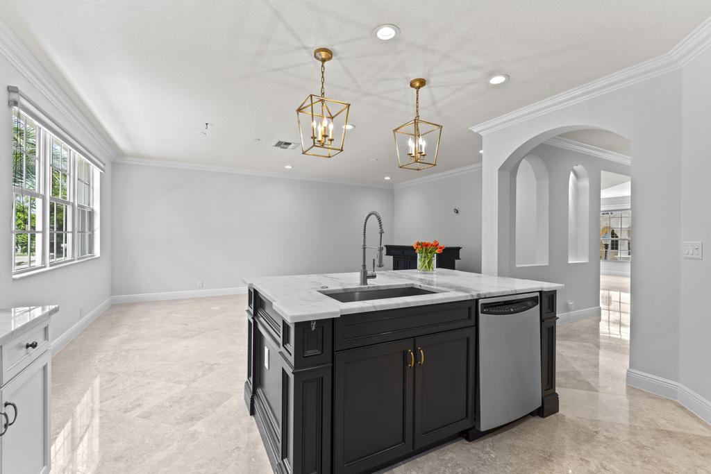 616 Northeast Francesca Lane Boca Raton, FL 33487 - Photo 10 of 64 KITCHEN|BAR 2ND F