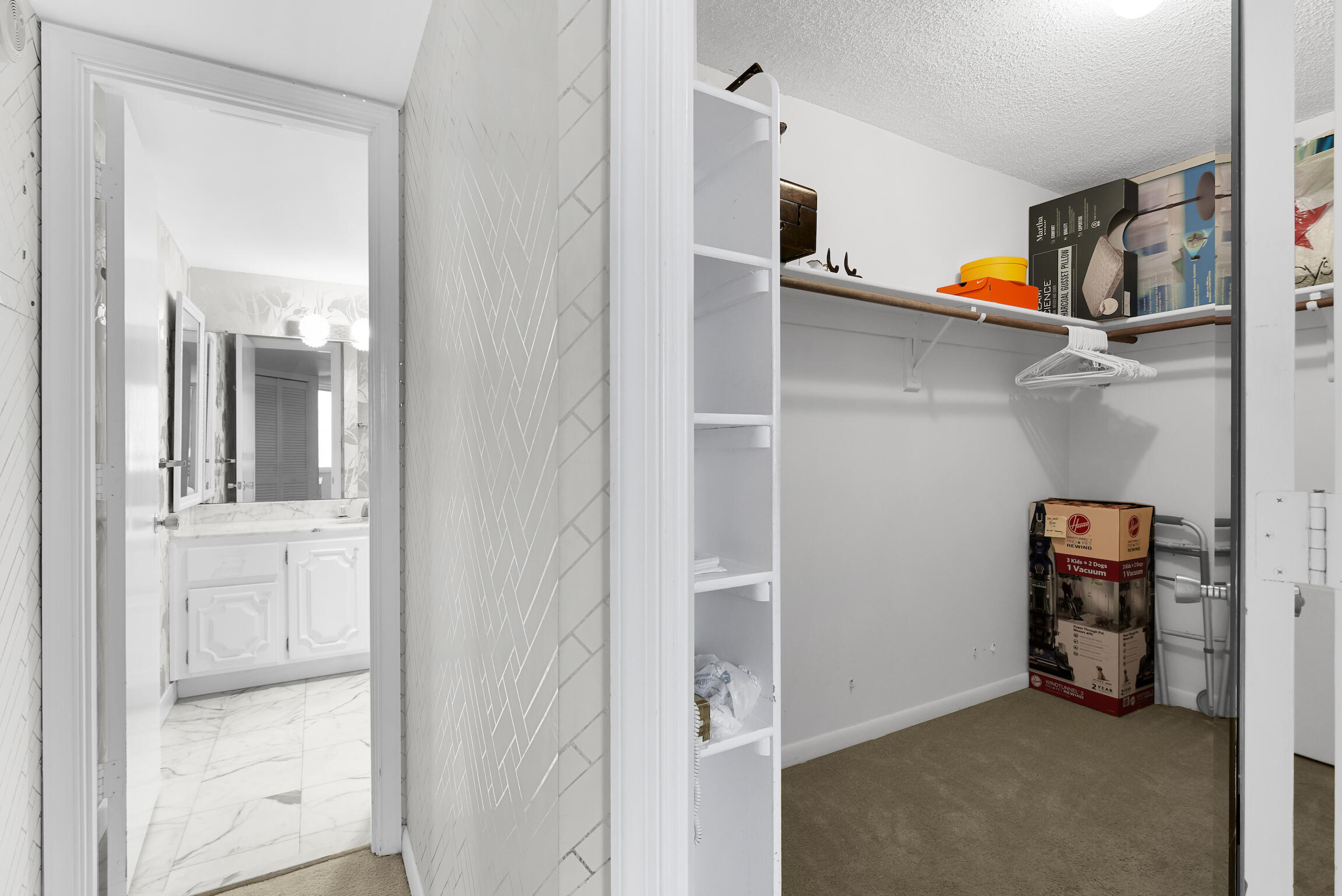 550 South Ocean Boulevard, Unit 1701 Boca Raton, FL 33432 - Photo 24 of 37 Walk-in closet