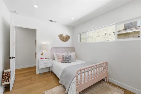 $1,649,000 | 2720 Spreckels Lane, Redondo Beach, CA 90278