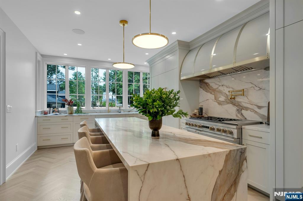 82-84 Watchung Avenue Montclair, NJ 07043 - Photo 15 of 48