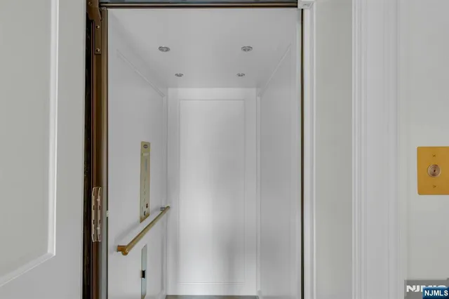 $6,500,000 | 82-84 Watchung Avenue, Montclair, NJ 07043