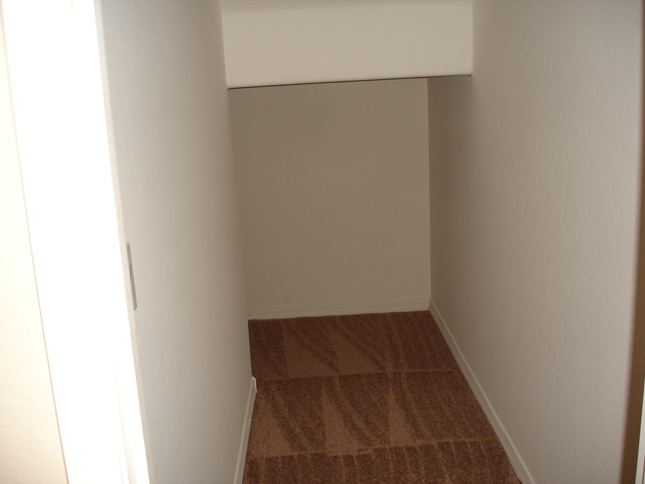 4744 East Timberline Road Gilbert, AZ 85297 - Photo 21 of 25 a view of a small space