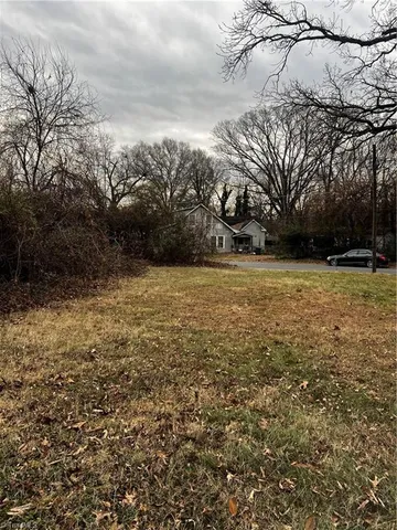 $14,000 | 1000 Church Street, Eden, NC 27288