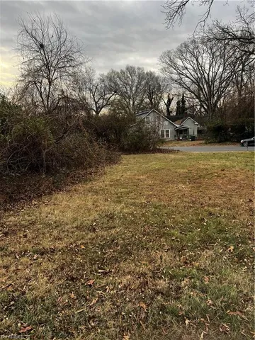 $14,000 | 1000 Church Street, Eden, NC 27288