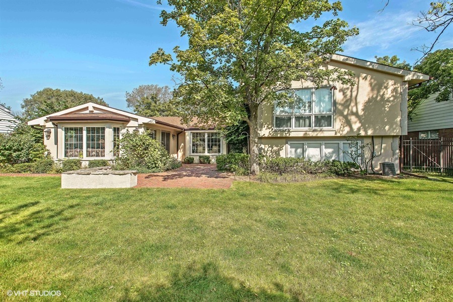 1240 Sunset Road Winnetka, IL 60093 - Photo 6 of 15