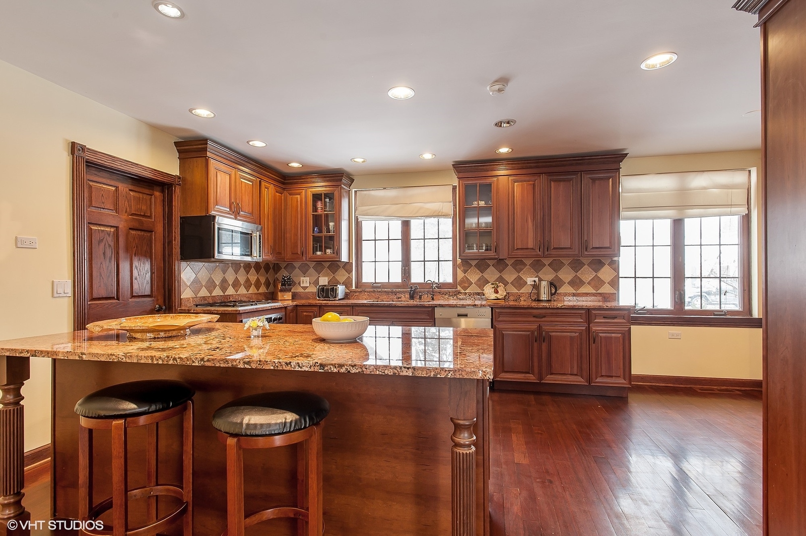 1240 Sunset Road Winnetka, IL 60093 - Photo 7 of 15
