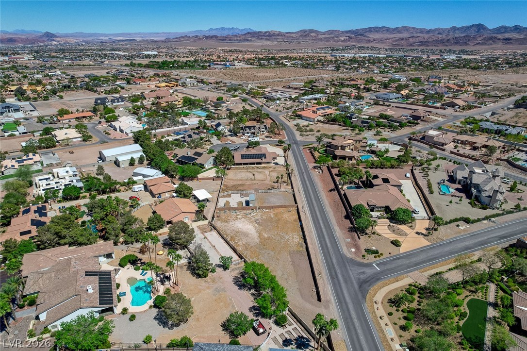 631 Lomprey Avenue Henderson, NV 89002 - Photo 11 of 99