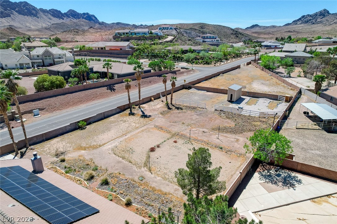 631 Lomprey Avenue Henderson, NV 89002 - Photo 18 of 99