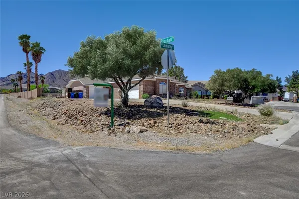 $1,470,000 | 631 Lomprey Avenue, Henderson, NV 89002
