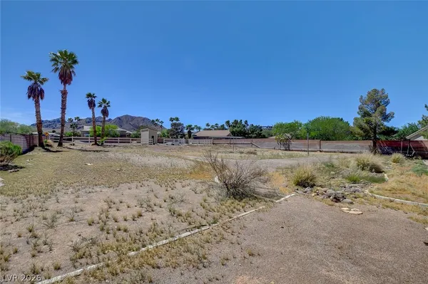 $1,470,000 | 631 Lomprey Avenue, Henderson, NV 89002