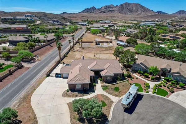 $1,470,000 | 631 Lomprey Avenue, Henderson, NV 89002