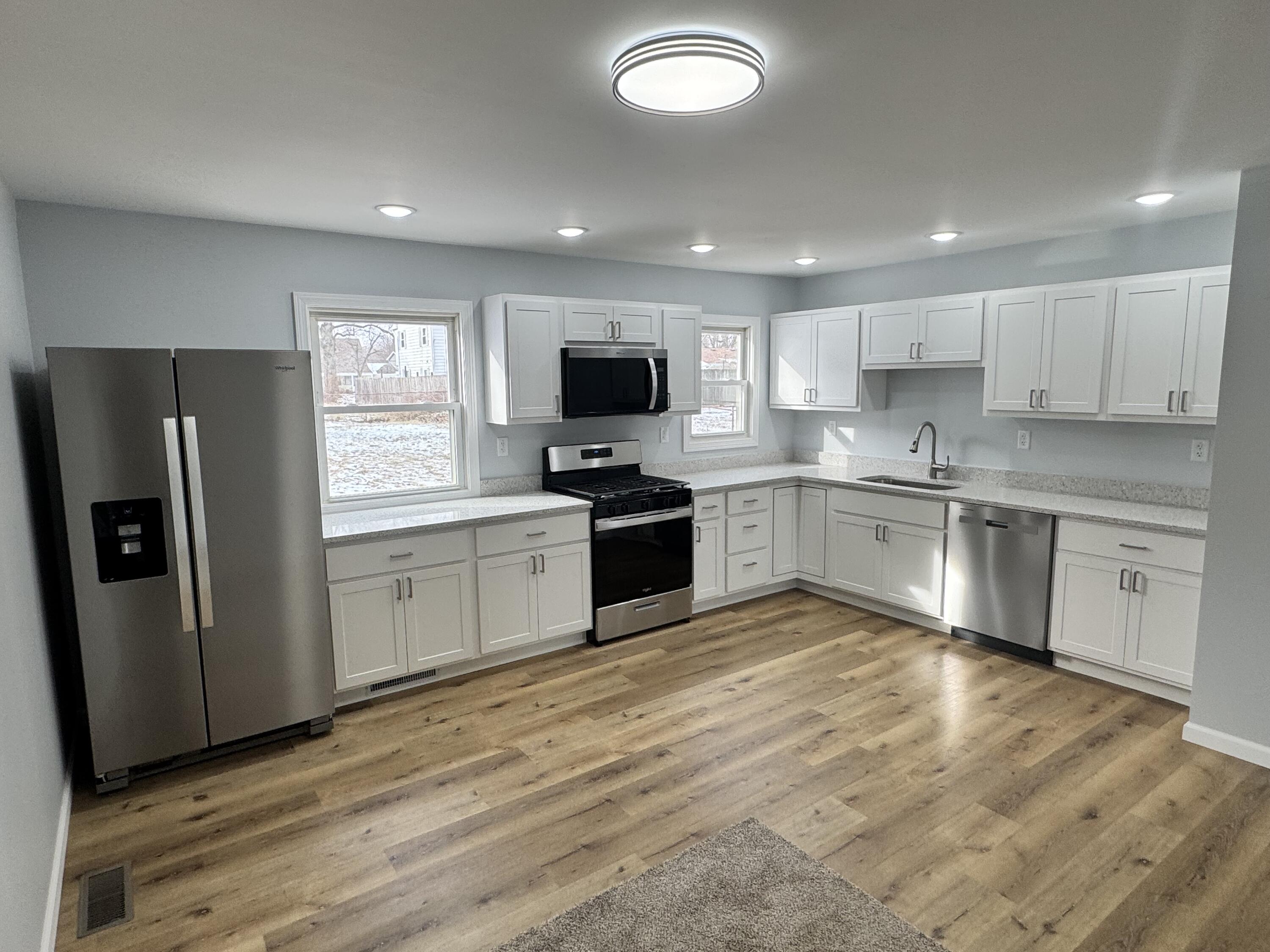 716 Governor Road Valparaiso, IN 46385 - Photo 2 of 16 3000x2250