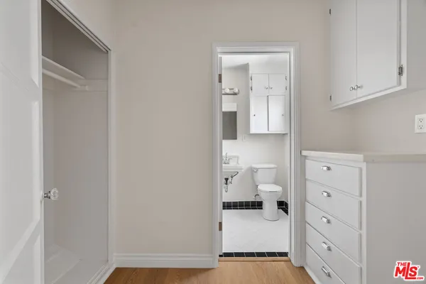 $2,475 | 148 South McCarty Drive, Unit 26, Beverly Hills, CA 90212