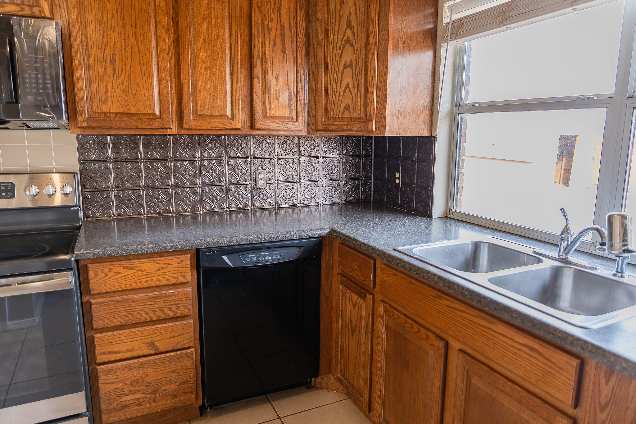2120 93rd Street Lubbock, TX 79423 - Photo 11 of 32 untitled-23