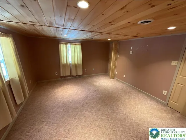 $106,000 | 841 Toll Road, Effort, PA 18330