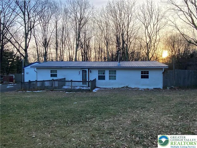 $106,000 | 841 Toll Road, Effort, PA 18330