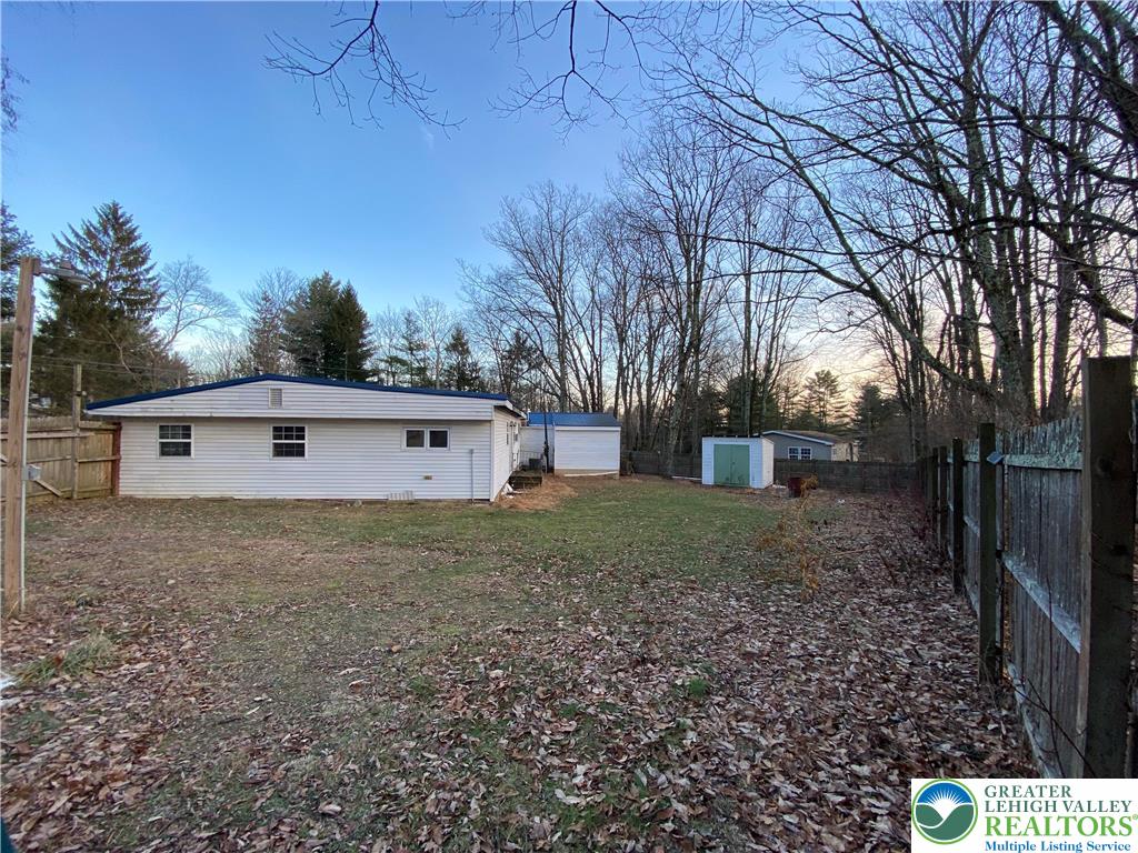 841 Toll Road Effort, PA 18330 - Photo 8 of 23