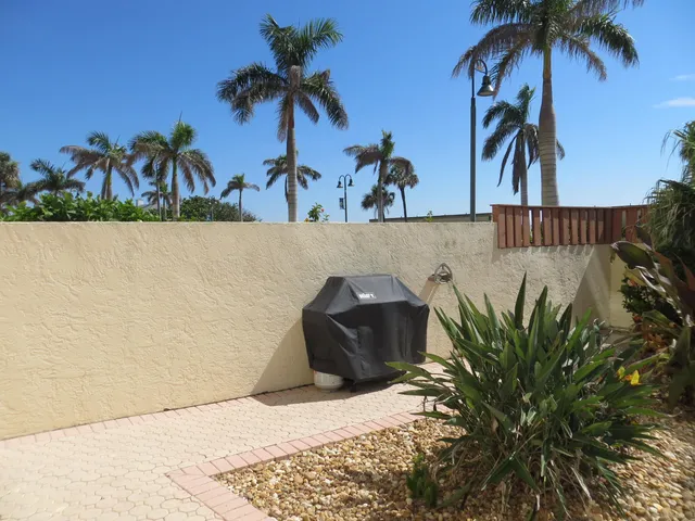 $3,500 | 355 South Ocean Drive, Unit 304, Fort Pierce, FL 34949