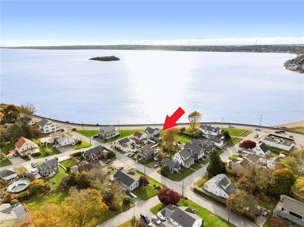 1886 Main Road Tiverton, RI 02878 - Photo 10 of 21 Gallery Image 10