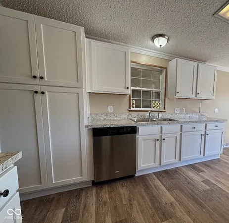 $204,900 | 1457 Spirea Court, North Vernon, IN 47265