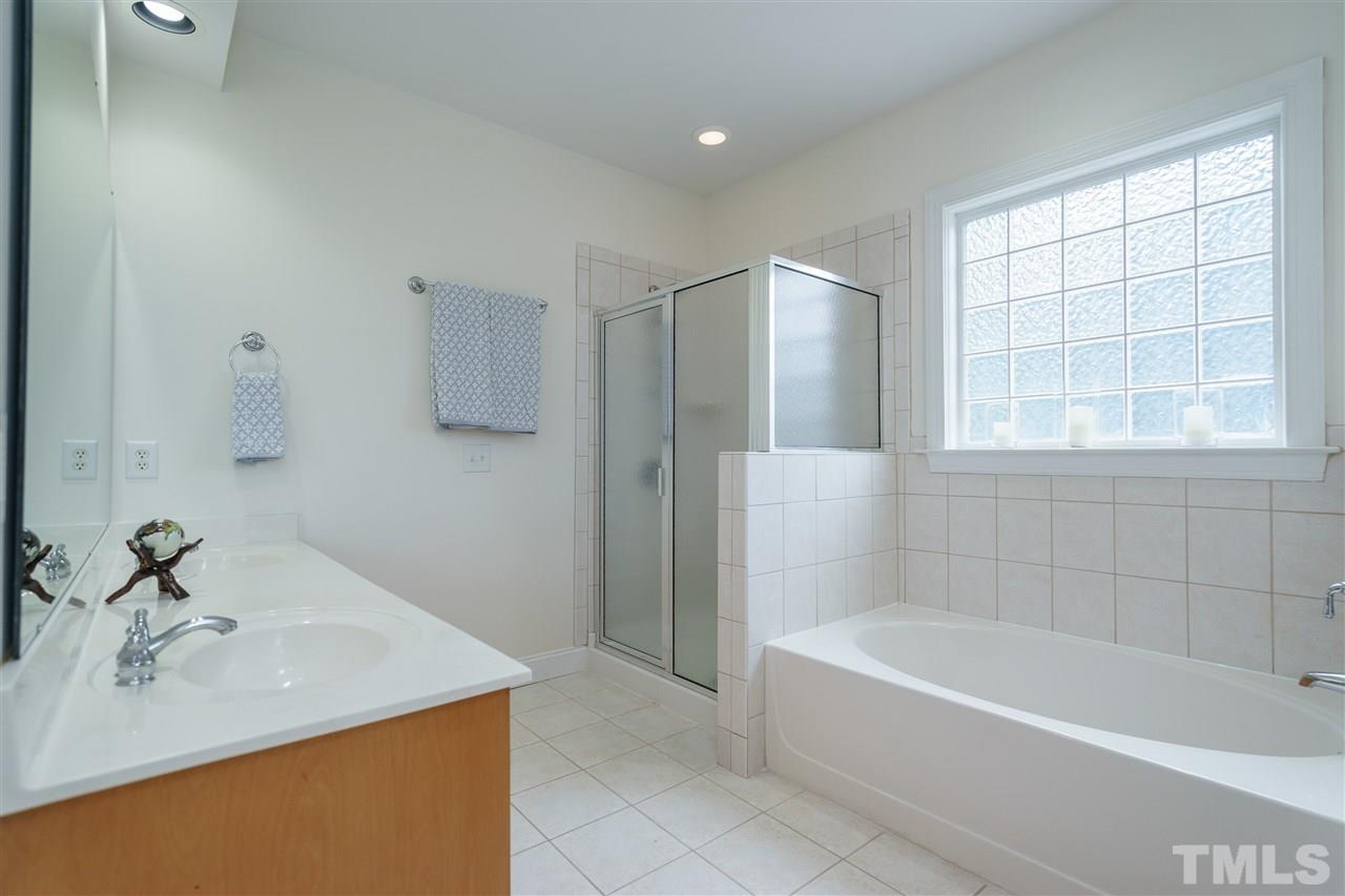 1028 Grissom Farm Road Garner, NC 27529 - Photo 11 of 25 Gallery Image 11