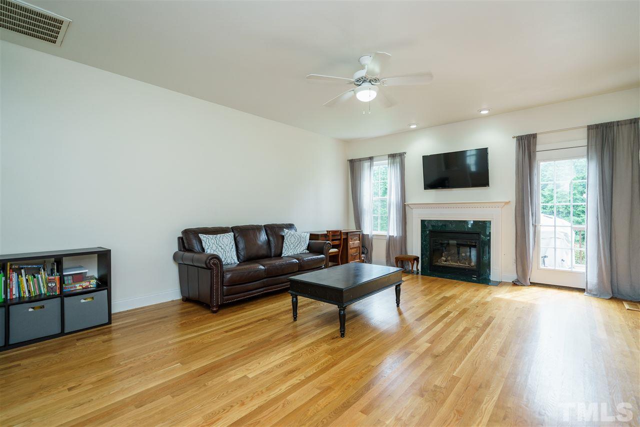 1028 Grissom Farm Road Garner, NC 27529 - Photo 5 of 25 Gallery Image 5