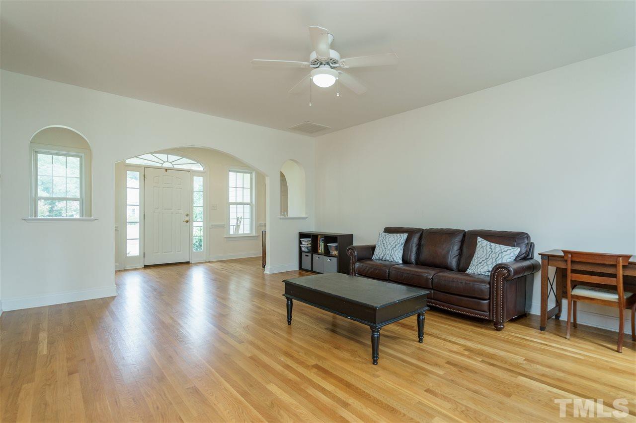 1028 Grissom Farm Road Garner, NC 27529 - Photo 6 of 25 Gallery Image 6
