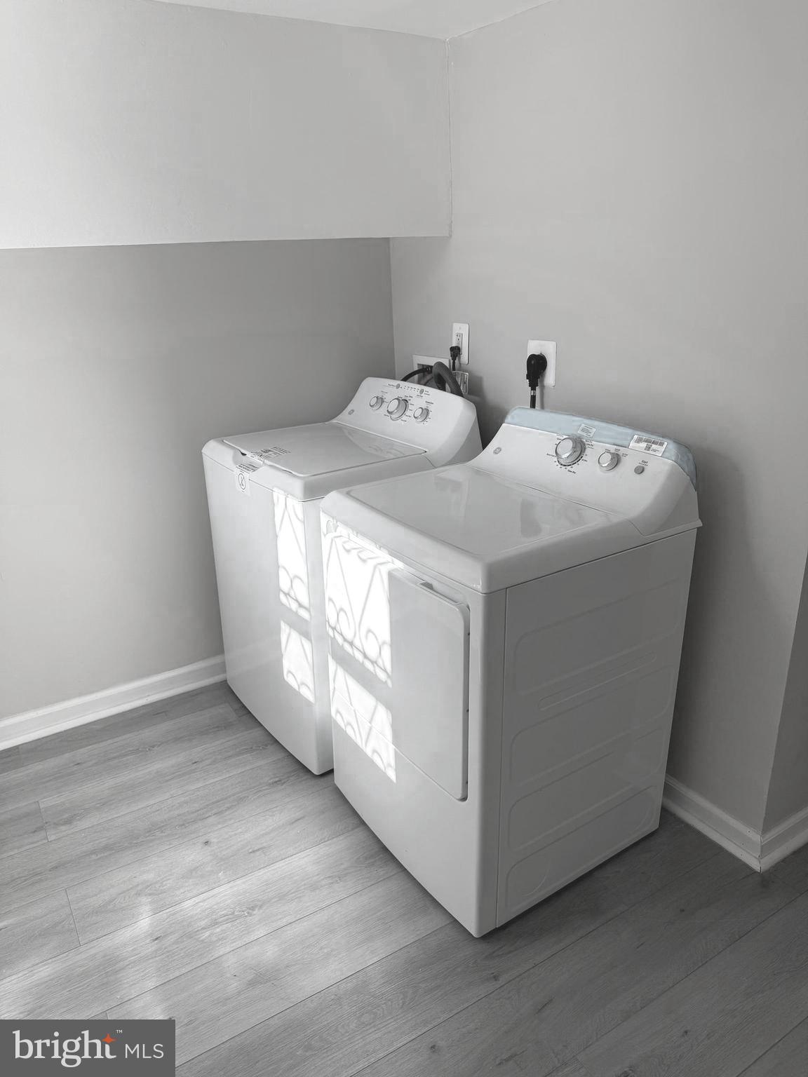 815 East Cold Spring Lane Baltimore, MD 21212 - Photo 41 of 43 a utility room with dryer and washer