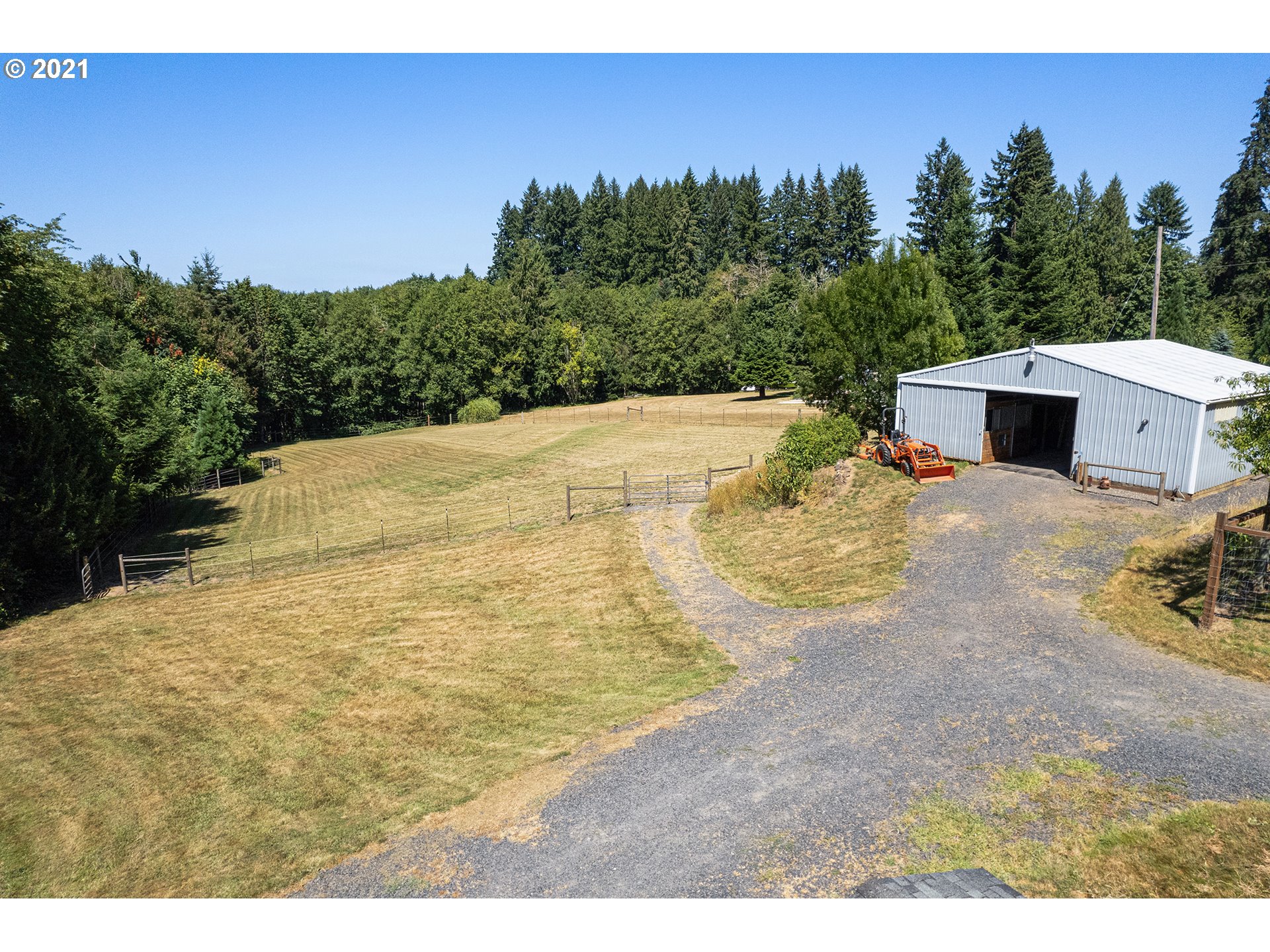 32911 Watson Road Scappoose, OR 97056 - Photo 4 of 4 Barn