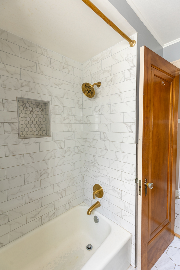 2246 Clinton Avenue Berwyn, IL 60402 - Photo 21 of 28