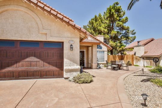 2117 South Del Rosa Drive Ridgecrest, CA 93555 - Photo 2 of 44 Gallery Image 2