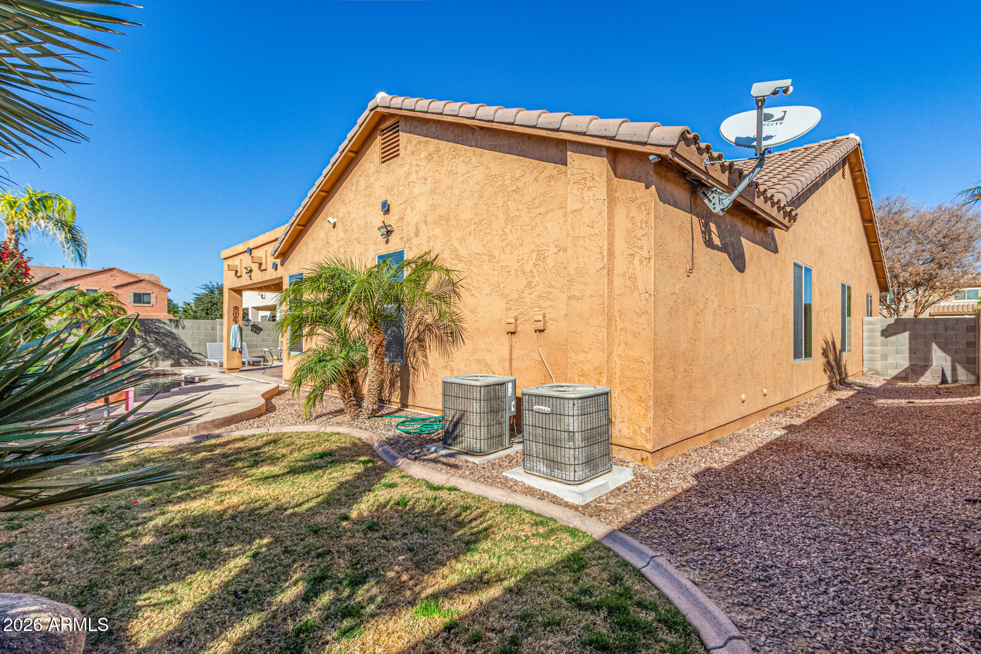 45713 West Mountain View Road Maricopa, AZ 85139 - Photo 10 of 35 36-Mountain View