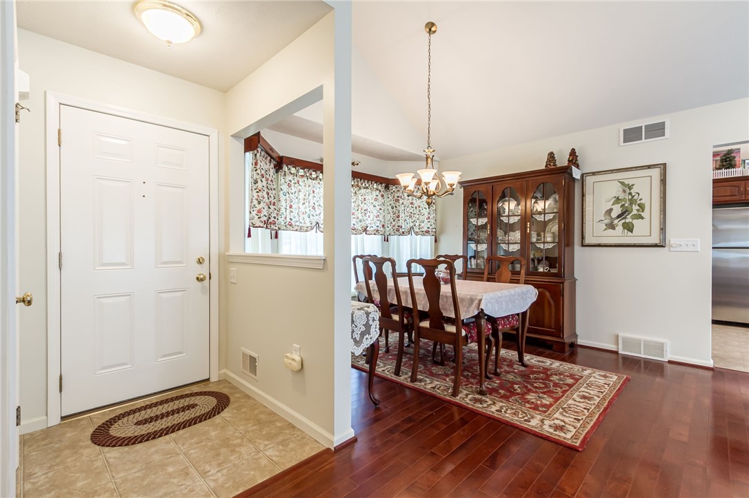 22 Royce Drive Riga, NY 14428 - Photo 2 of 25