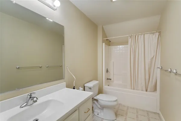 $699,900 | 621 Burns Mill Road, West Union, SC 29696