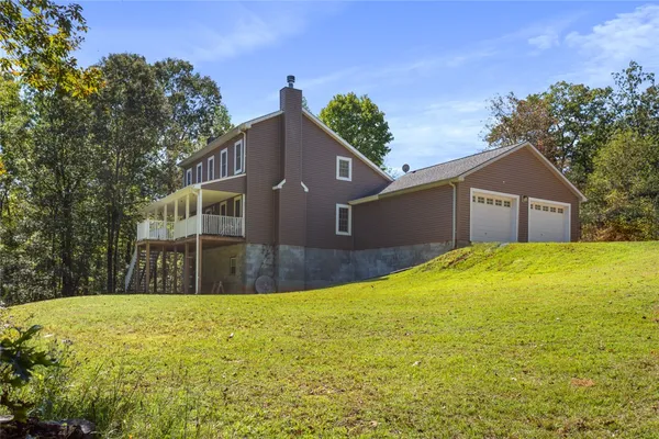 $699,900 | 621 Burns Mill Road, West Union, SC 29696