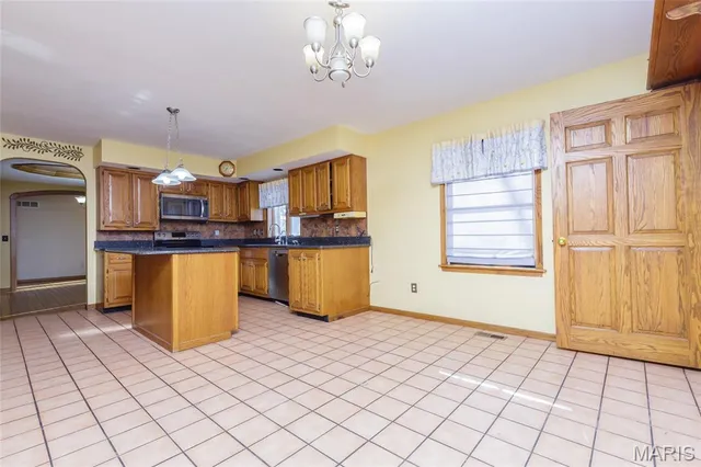 $600,000 | 2677 Eisenbath Road, O'Fallon, MO 63366