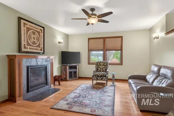 $648,000 | 1933 Fletcher Place, Moscow, ID 83843