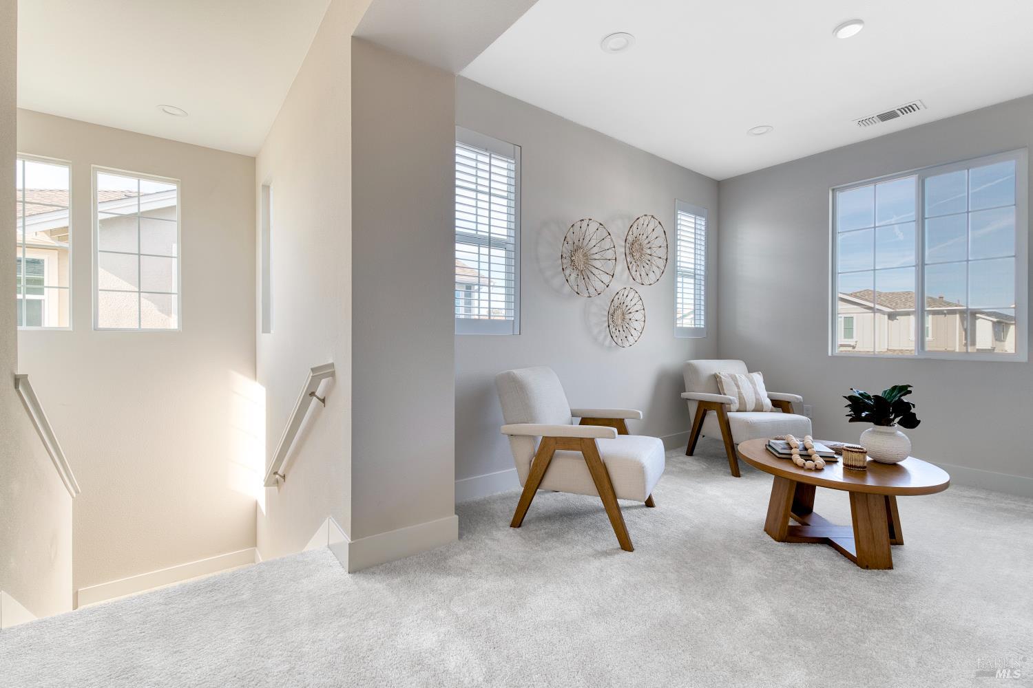 2733 Amora Circle Santa Rosa, CA 95407 - Photo 18 of 37