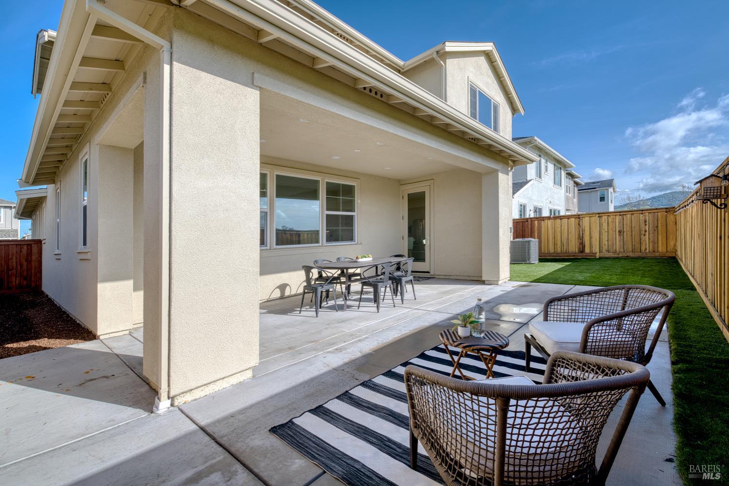 2733 Amora Circle Santa Rosa, CA 95407 - Photo 26 of 37