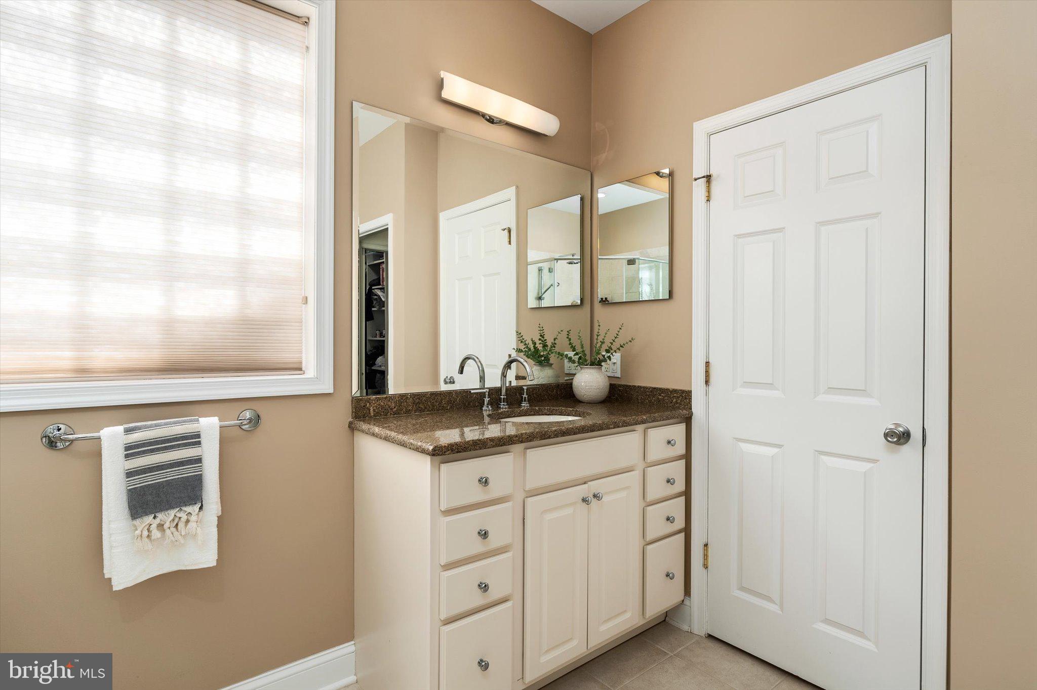 12 Ironwood Road Skillman, NJ 08558 - Photo 22 of 45 Ensuite Bathroom