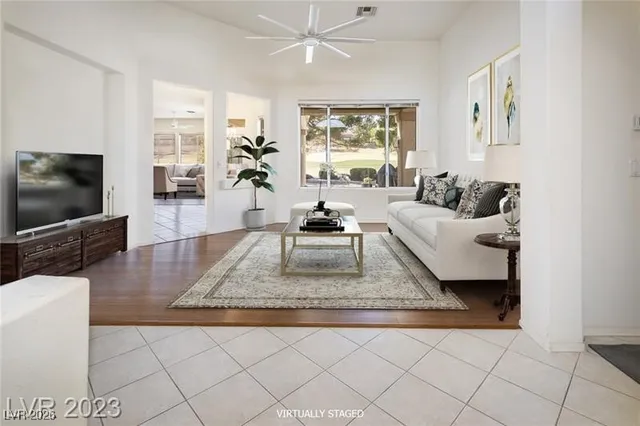 $2,550 | 3033 Highland Falls Drive, Las Vegas, NV 89134